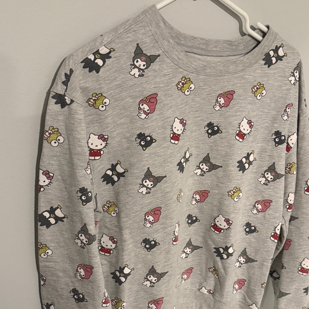 Sanrio Gray Hello Kitty Sweatshirt